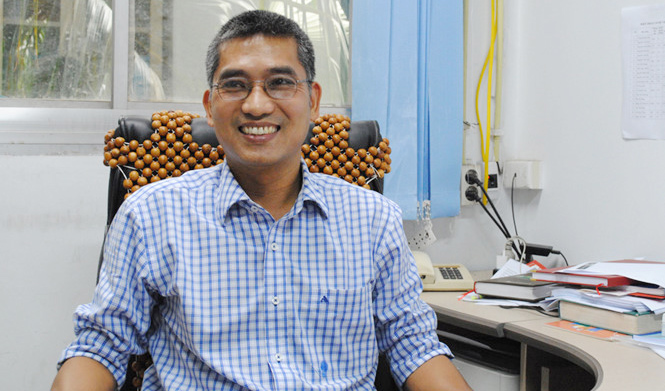 Giáo sư Nguyễn Văn Hiếu nhận giải thưởng Tạ Quang Bửu 2016 Giáo sư Nguyễn Văn Hiếu nhận giải thưởng Tạ Quang Bửu 2016