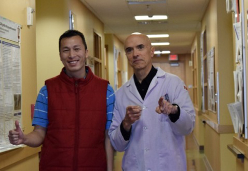 giao-su-tre-nhat-nhan-giai-thuong-ta-quang-buu-1